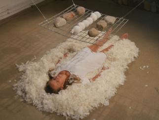 stained, lightness of weight, Su En Butoh, Haglund Skola, Uppsala, STONES