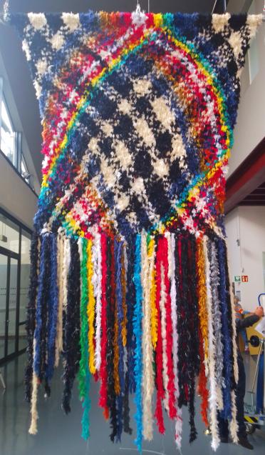 Joy of Weaving, Transformation of textile garbage, TIM, Textile and Industry Museum Augsburg, Interactive Installation, Transformatory Art