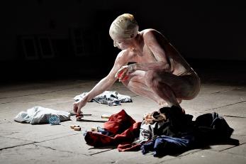 Dekonstruktion des Vaters, Hommage an Louise Bourgeois, Kunstpavillion,